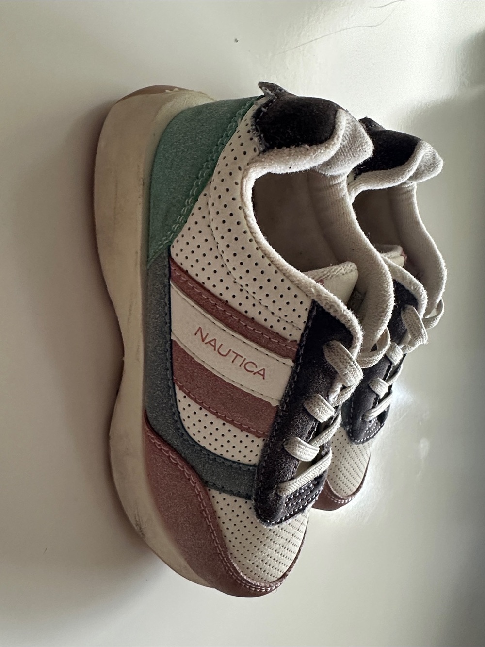 Nautica Girls tennis shoes size 12 - Picture 3 of 7